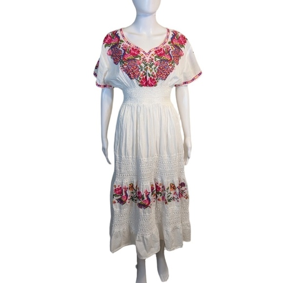 Royal Moda White Dress with Pink Floral Embroidery Size S - Picture 1 of 6